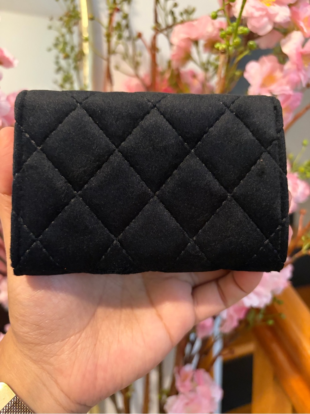RARE DESIGNER VIP QUILTED WALLET - Picture 5 of 9